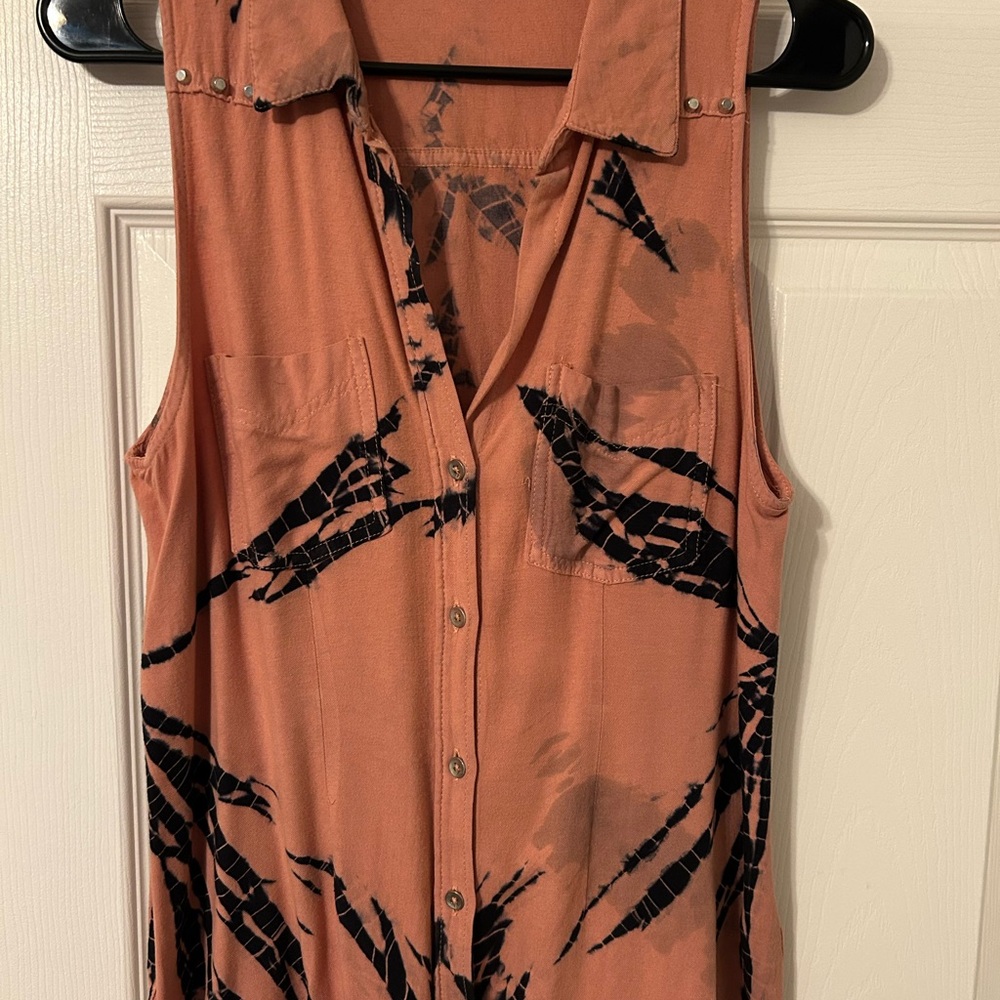 Rock & Republic Pink Button Down Shirt with Notched Collar